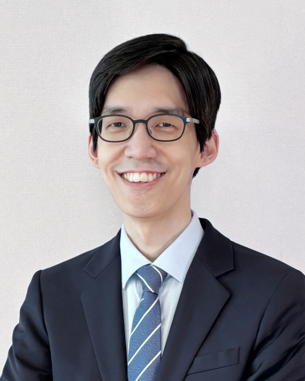 Minsuk Kahng